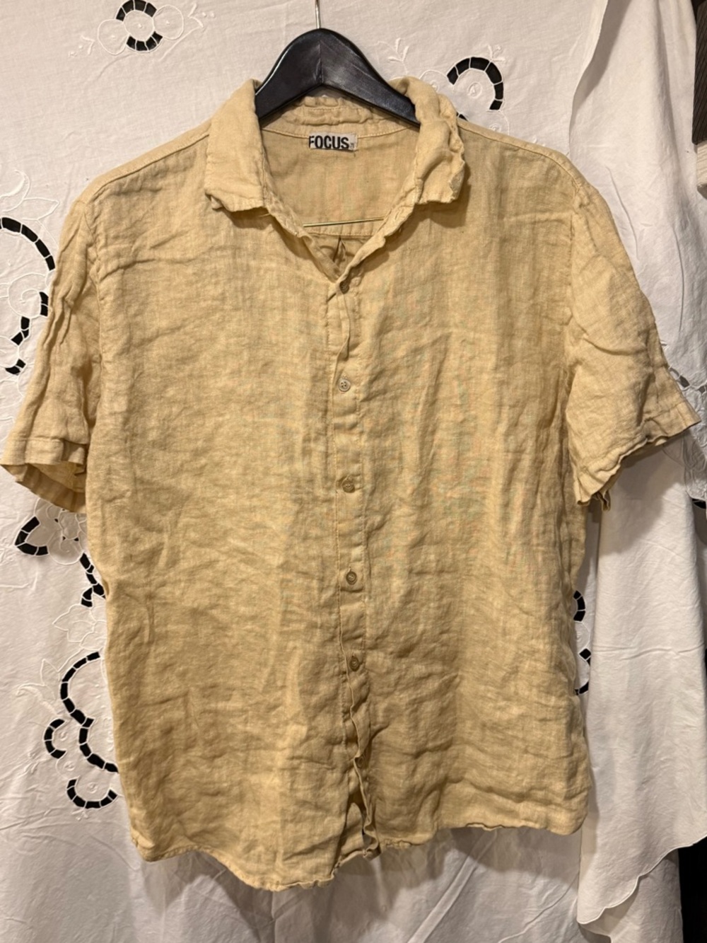 Focus Women's Short-Sleeve Button-Down Italian 100% linen Shirt in Light Tan XL